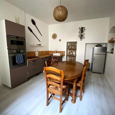 Apartamento Gite Les Domaines Avallon Exterior foto